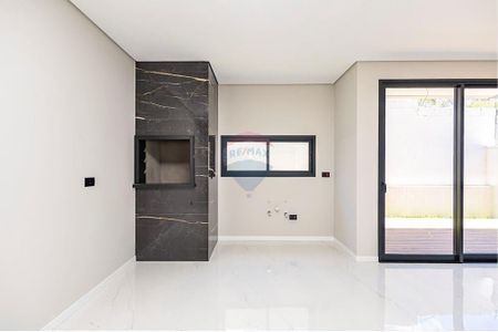 16_photo/94dce64c0b.8cc17f8f7b4e5195-ATLAS-923c8a39-b861-452a-b6a7-641cde079e3b.jpg de casa à venda com 4 quartos, 247m² em Santa Cândida, Curitiba