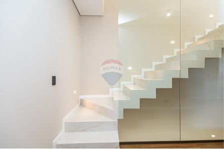 39_photo/94dce64c0b.8cc17f8f7b4e5195-ATLAS-e8861152-8ccc-4db6-ae03-6862187d8895.jpg de casa à venda com 4 quartos, 247m² em Santa Cândida, Curitiba