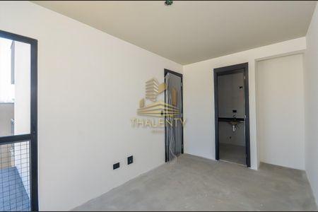 4_photo/94dce64e89.92bd7eb76981e119-ATLAS-1ef0eed8-968a-4bd9-93f5-929eacb26dca.jpg de casa de condomínio à venda com 3 quartos, 82m² em Santa Cândida, Curitiba