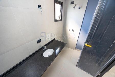 38_photo/94dce64e8f.90bd9ce7e18c11b8-ATLAS-d90ee542-dce3-474c-93e7-2a8a91e52844.jpg de casa à venda com 2 quartos, 86m² em Santa Cândida, Curitiba