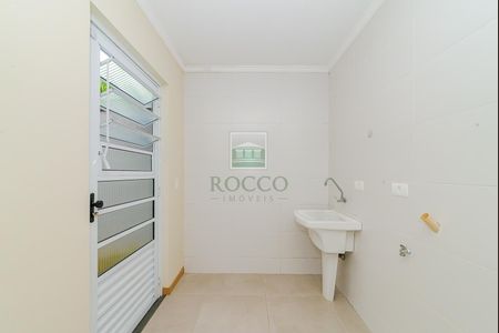 10_photo/94dce64ea7.04c16ff0d284adb7-ATLAS-cfb4a087-8a0b-4a90-a5c8-868db5f66e72.jpg de casa à venda com 3 quartos, 77m² em Santa Cândida, Curitiba