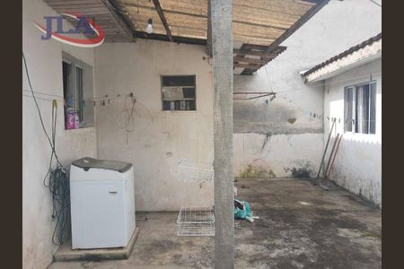 2_photo/94dce650af.02f29140979457be-ATLAS-59507976-396f-4127-bcfd-722e1ca5e579.jpg de casa à venda com 3 quartos, 100m² em Santa Cândida, Curitiba