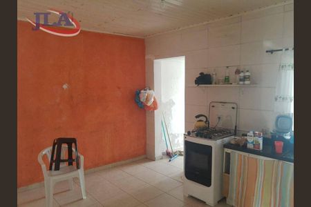 5_photo/94dce650af.02f29140979457be-ATLAS-a5022d7b-1bb4-4a4c-8145-2765d2528e9f.jpg de casa à venda com 3 quartos, 100m² em Santa Cândida, Curitiba