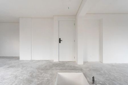 13_photo/94dce650e1.1c5ee5b12bdcf8f7-ATLAS-f0d2ded4-78b4-4f9c-82e4-316b40c76c8e.jpg de apartamento à venda com 3 quartos, 178m² em Santa Cândida, Curitiba