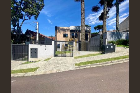 26_photo/94dce65169.588d4a7fb74764b6-ATLAS-561a1292-46b9-46a1-8e86-0e962d9e83f8.jpg de casa à venda com 3 quartos, 150m² em Santa Cândida, Curitiba