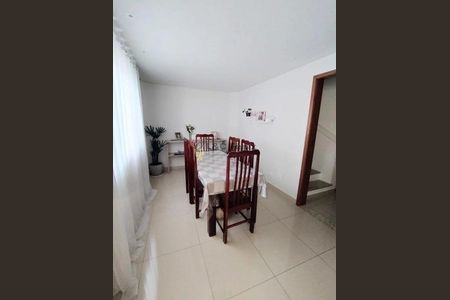 9_photo/94dce6517d.0fca3daec1aa15fd-ATLAS-c541cfc5-dc2e-4a34-9a45-034ff8b66e1a.jpg de casa à venda com 3 quartos, 180m² em Santa Cândida, Curitiba