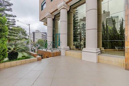 3_photo/94dce651a9.df2406aa61ba3211-ATLAS-0776e13e-11aa-4a77-b0e7-a2f3110ec274.jpg de apartamento à venda com 3 quartos, 149m² em Santa Cândida, Curitiba