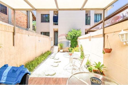 19_photo/94dce6555b.3424dcd7d68f1708-ATLAS-33fbada5-af1d-4bdf-9d66-fce0c862d080.jpg de apartamento à venda com 3 quartos, 80m² em Santa Cândida, Curitiba