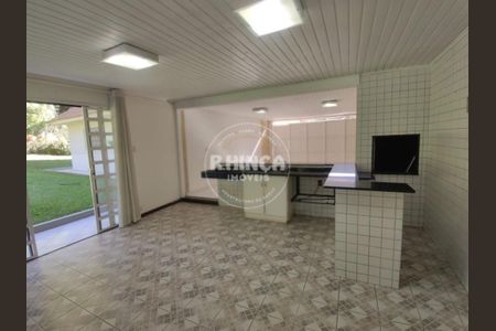 19_photo/94dce6556b.c64c8e3c826864d5-ATLAS-628d5a0c-16f9-4616-b4da-f48e2d7cab64.jpg de casa para alugar com 5 quartos, 330m² em Santa Cândida, Curitiba