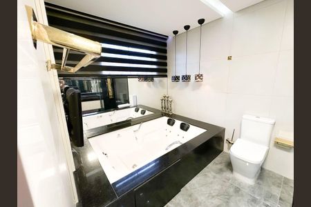 4_photo/94dce655a7.debdfc4cdf3131d8-ATLAS-1c6f1935-3ea5-4eb5-912c-3230acb2fb59.jpg de casa de condomínio à venda com 4 quartos, 245m² em Santa Cândida, Curitiba