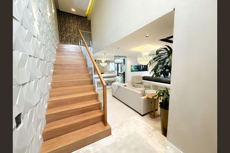 11_photo/94dce655a7.debdfc4cdf3131d8-ATLAS-8fc4de2d-de5d-4791-aa48-69154cc79de1.jpg de casa de condomínio à venda com 4 quartos, 245m² em Santa Cândida, Curitiba