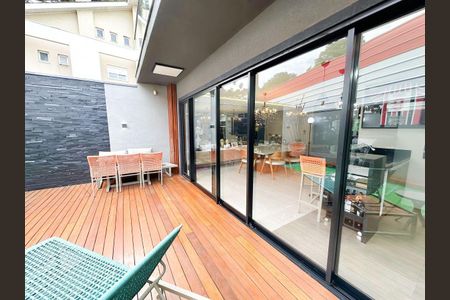 27_photo/94dce655a7.debdfc4cdf3131d8-ATLAS-9f2d915a-a408-462f-b064-172b6d37b6a1.jpg de casa de condomínio à venda com 4 quartos, 245m² em Santa Cândida, Curitiba