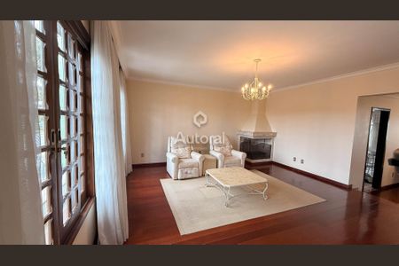 5_photo/94dce65919.646fae3a1fa4a2d8-ATLAS-5ce33b57-01c0-4896-b3b5-f6aadc310e87.jpg de casa à venda com 3 quartos, 196m² em Santa Cândida, Curitiba