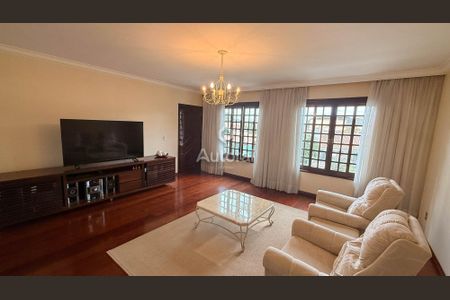 7_photo/94dce65919.646fae3a1fa4a2d8-ATLAS-b6f466fa-932f-4909-8ace-bde80b45d4ce.jpg de casa à venda com 3 quartos, 196m² em Santa Cândida, Curitiba