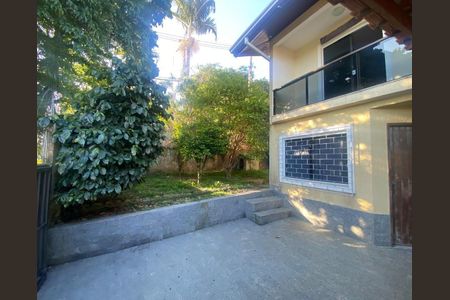 2_photo/94dce65a1d.614b6dbc1122d364-ATLAS-bd7472f6-de14-4dff-aee2-d67d1a23b1d7.jpg de casa à venda com 3 quartos, 125m² em Santa Cândida, Curitiba