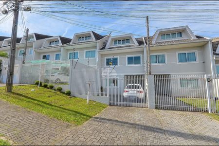 4_photo/94dce65a2b.15f1cb2d90095f9a-ATLAS-e74b357a-debe-4aae-8669-5295ad073c5e.jpg de casa à venda com 3 quartos, 131m² em Santa Cândida, Curitiba