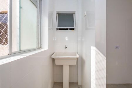 15_photo/94dce65a31.1c96f4ad0ea2cd2d-ATLAS-f9fc9095-b033-47e7-8ed5-230fc40decb7.jpg de apartamento à venda com 3 quartos, 60m² em Santa Cândida, Curitiba