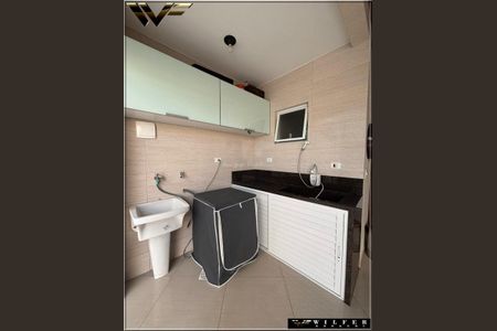 46_photo/94dce65c6d.a12a9f14ddd2e73a-ATLAS-dd852e95-5f30-45e1-9dfb-5da259e30bc3.jpg de casa à venda com 3 quartos, 232m² em Santa Cândida, Curitiba