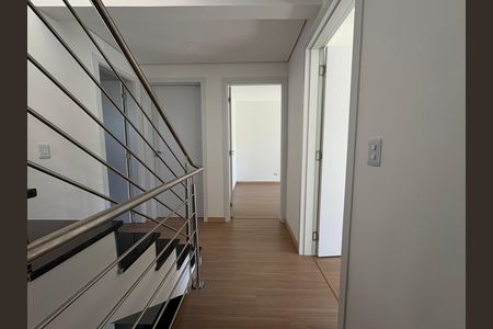 6_photo/94dce65c95.6e795dfd64e180cd-ATLAS-36c7e2a1-ef80-45c0-aeb0-02fcfb9d3455.jpg de casa à venda com 3 quartos, 110m² em Santa Cândida, Curitiba