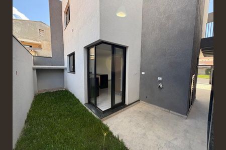 22_photo/94dce65c95.6e795dfd64e180cd-ATLAS-a29e18c9-20ee-4fce-b9b9-90075bdb570e.jpg de casa à venda com 3 quartos, 110m² em Santa Cândida, Curitiba