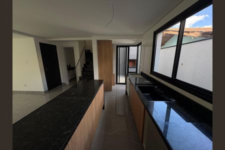 5_photo/94dce65c95.6e795dfd64e180cd-ATLAS-d129372e-3929-4d43-9886-1bafdd45fd69.jpg de casa à venda com 3 quartos, 110m² em Santa Cândida, Curitiba