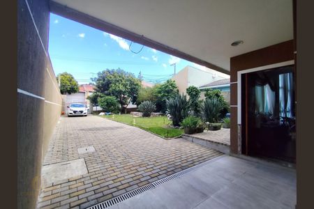 7_photo/94dce65d23.4b1885837c1b9428-ATLAS-2a8f6c45-94d4-462a-967d-103ff945c69e.jpg de casa à venda com 6 quartos, 435m² em Santa Cândida, Curitiba
