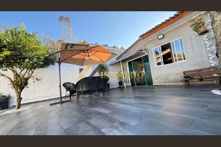 12_photo/94dce65de9.56f87905458f71eb-ATLAS-5028cf5a-1a8f-4eef-a27e-70eb043b294e.jpg de casa à venda com 5 quartos, 304m² em Santa Cândida, Curitiba