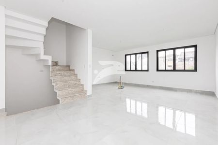 4_photo/94dce65e2f.95e864450fa2c5be-ATLAS-8a0e12f8-b359-45b9-bd2c-471fb426ff9f.jpg de casa à venda com 3 quartos, 166m² em Boa Vista, Curitiba