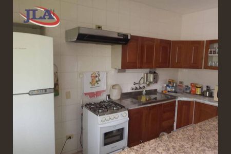 17_photo/94dce65eb9.7e2ea02b9085bf9d-ATLAS-4ecc3397-67c3-4b7d-8ef6-5a2f3d8f26cc.jpg de casa à venda com 5 quartos, 243m² em Santa Cândida, Curitiba