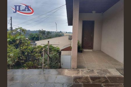 5_photo/94dce65eb9.7e2ea02b9085bf9d-ATLAS-c7dd5420-dbf5-412c-b0cd-26d07813ee06.jpg de casa à venda com 5 quartos, 243m² em Santa Cândida, Curitiba