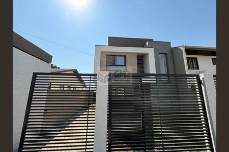 3_photo/94dce65ed3.732b7fd8aaa5f07d-ATLAS-51818e35-39fa-49d4-88a0-0aa41bfb9da7.jpg de casa à venda com 3 quartos, 113m² em Santa Cândida, Curitiba