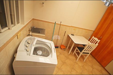 9_photo/94dce65f6b.b1dbd7bfced75090-ATLAS-c1b2b94a-95af-4d60-995b-49aaaabfa6cb.jpg de casa para alugar com 2 quartos, 100m² em Boa Vista, Curitiba