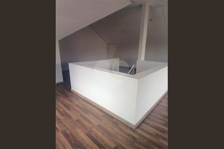 11_photo/94dce65fb7.ee31d1fd9df23408-ATLAS-0f64d5b1-75e5-4c09-bd17-ae1a1c279d65.jpg de casa à venda com 3 quartos, 198m² em Boa Vista, Curitiba