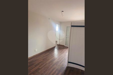 11_photo/94dce65fb7.ee31d1fd9df23408-ATLAS-36ae30c2-13c7-4809-b3fb-3f8fff4acbc9.jpg de casa à venda com 3 quartos, 198m² em Boa Vista, Curitiba