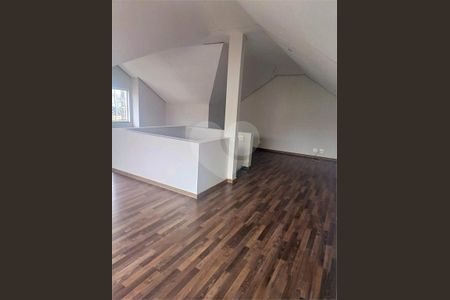 36_photo/94dce65fb7.ee31d1fd9df23408-ATLAS-c80cf28b-5f98-4c78-bea8-b421d5788895.jpg de casa à venda com 3 quartos, 198m² em Boa Vista, Curitiba