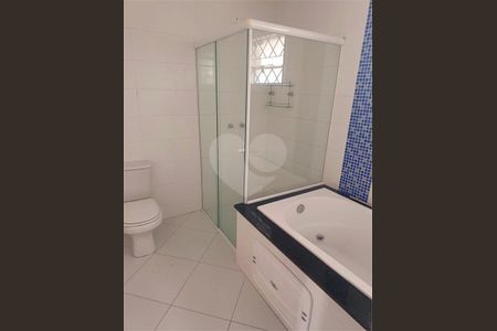 12_photo/94dce65fb7.ee31d1fd9df23408-ATLAS-e5c72b20-0b95-45c6-8447-b2fcc42bb641.jpg de casa à venda com 3 quartos, 198m² em Boa Vista, Curitiba