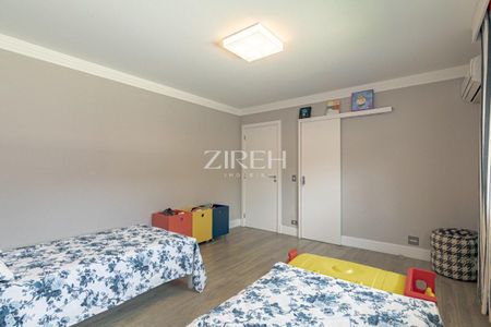 17_photo/94dce65fc1.cba9474eaf1c4fd4-ATLAS-77b9e29b-57ea-48bf-a9ad-d13ca2266a69.jpg de casa à venda com 8 quartos, 673m² em Boa Vista, Curitiba