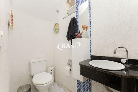 3_photo/94dce65fdb.895b4fd8f0a2cd65-ATLAS-0dd70de4-4f5d-4634-8c43-9781c95b2428.jpg de casa à venda com 3 quartos, 197m² em Boa Vista, Curitiba