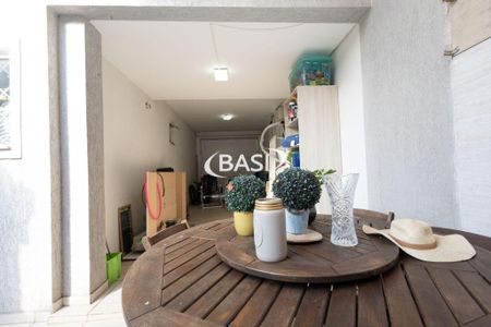 11_photo/94dce65fdb.895b4fd8f0a2cd65-ATLAS-a0259dae-3c29-41f8-9b74-bf7c55ebc454.jpg de casa à venda com 3 quartos, 197m² em Boa Vista, Curitiba