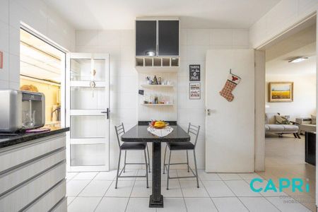 5_photo/94dce66009.c4a86b3c211625c7-ATLAS-1686b100-e53f-4e51-8b90-cb17e489d486.jpg de casa à venda com 3 quartos, 147m² em Boa Vista, Curitiba