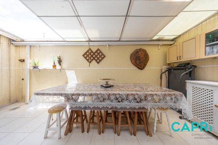 23_photo/94dce66009.c4a86b3c211625c7-ATLAS-b0af4af5-ea45-42c8-8af6-254fbde41917.jpg de casa à venda com 3 quartos, 147m² em Boa Vista, Curitiba