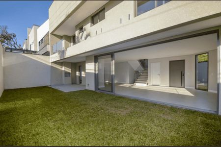 8_photo/94dce66009.ceff8192393c33de-ATLAS-444cb73f-9718-4366-bef8-bc70705ec55b.jpg de casa à venda com 3 quartos, 298m² em Boa Vista, Curitiba
