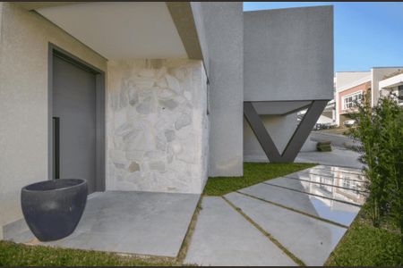 3_photo/94dce66009.ceff8192393c33de-ATLAS-63d34bb8-afa7-47f2-aff9-37634f61bfd7.jpg de casa à venda com 3 quartos, 298m² em Boa Vista, Curitiba