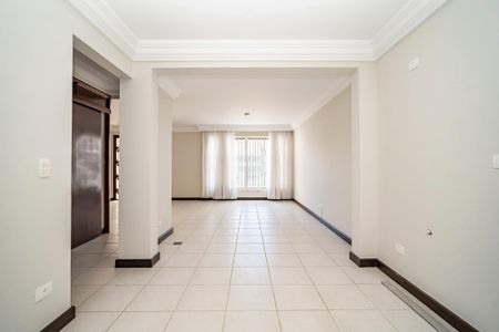 5_photo/94dce661a5.31155e57da48075e-ATLAS-16acabb9-074d-4e26-9508-81d61e688e10.jpg de casa à venda com 3 quartos, 132m² em Boa Vista, Curitiba