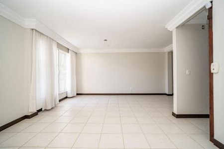 3_photo/94dce661a5.31155e57da48075e-ATLAS-42fbaac2-06bb-427c-87e2-c3feead56fcf.jpg de casa à venda com 3 quartos, 132m² em Boa Vista, Curitiba