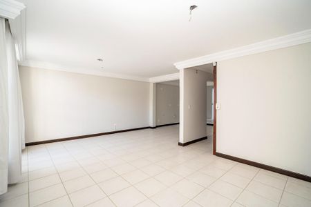 2_photo/94dce661a5.31155e57da48075e-ATLAS-b2a47a3e-685f-4146-905c-49ec9f069ba6.jpg de casa à venda com 3 quartos, 132m² em Boa Vista, Curitiba