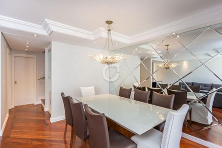 4_photo/94dce661bb.0e5b1f30867bba0e-ATLAS-110bd8b0-de68-4571-be88-8e34499e93d0.jpg de casa à venda com 3 quartos, 132m² em Boa Vista, Curitiba