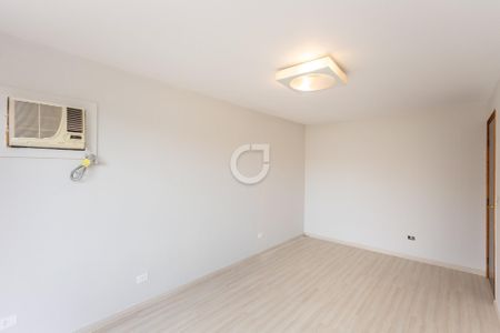 47_photo/94dce661bb.0e5b1f30867bba0e-ATLAS-38ae58c6-0c32-48a7-825d-2cd1fae643de.jpg de casa à venda com 3 quartos, 136m² em Boa Vista, Curitiba