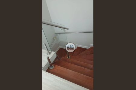 3_photo/94dce661bb.5343c4ed08aabd0a-ATLAS-ad39d2ed-0e9c-476b-bb5f-be4cb62e4533.jpg de casa à venda com 3 quartos, 54m² em Boa Vista, Curitiba