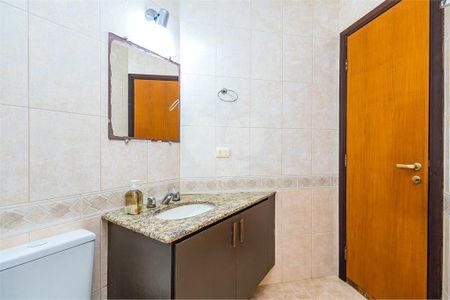 6_photo/94dce661ef.70986b2d83168018-ATLAS-4e7ca6b4-7888-48bd-a23a-ff81b0500492.jpg de casa à venda com 3 quartos, 191m² em Boa Vista, Curitiba